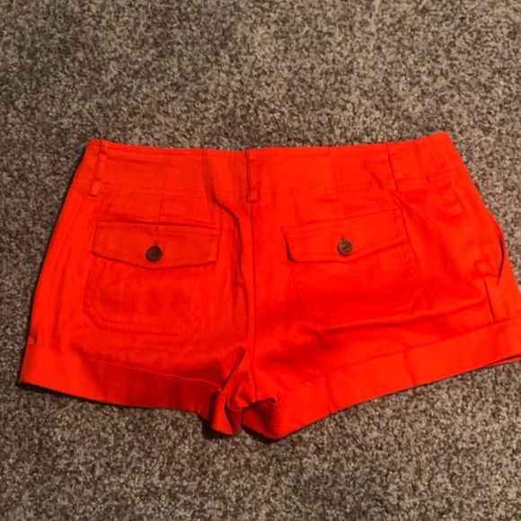 NWOT FOREVER 21 size small red shorts - Picture 3 of 3